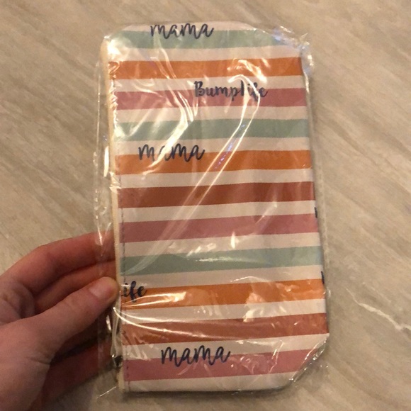 Makeup bag - Picture 2 of 2